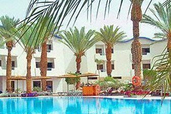 מלון גולדן טוליפ פריוילג