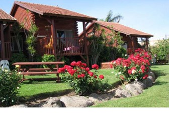 מלון עין חרוד - אירוח כפרי